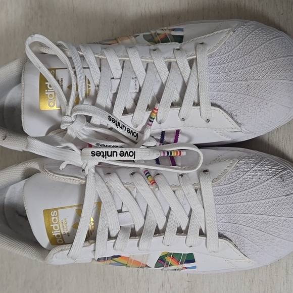 Adidas Pride Men shelltop size 9 - Picture 2 of 5